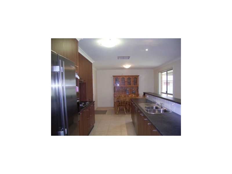 23 Swallow Street, Thurgoona NSW 2640