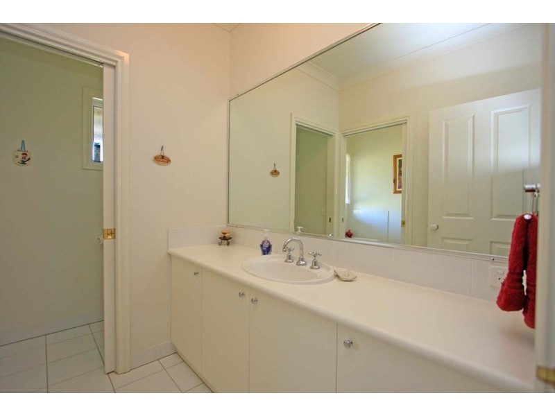 12 James Court, Rutherglen VIC 3685