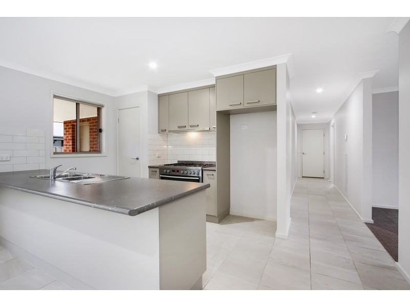 55 Wellington Drive, Thurgoona NSW 2640