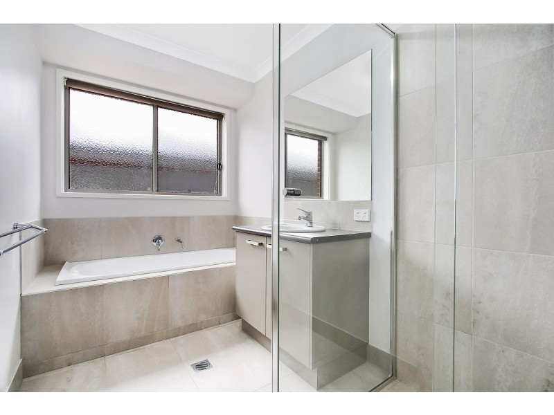 55 Wellington Drive, Thurgoona NSW 2640