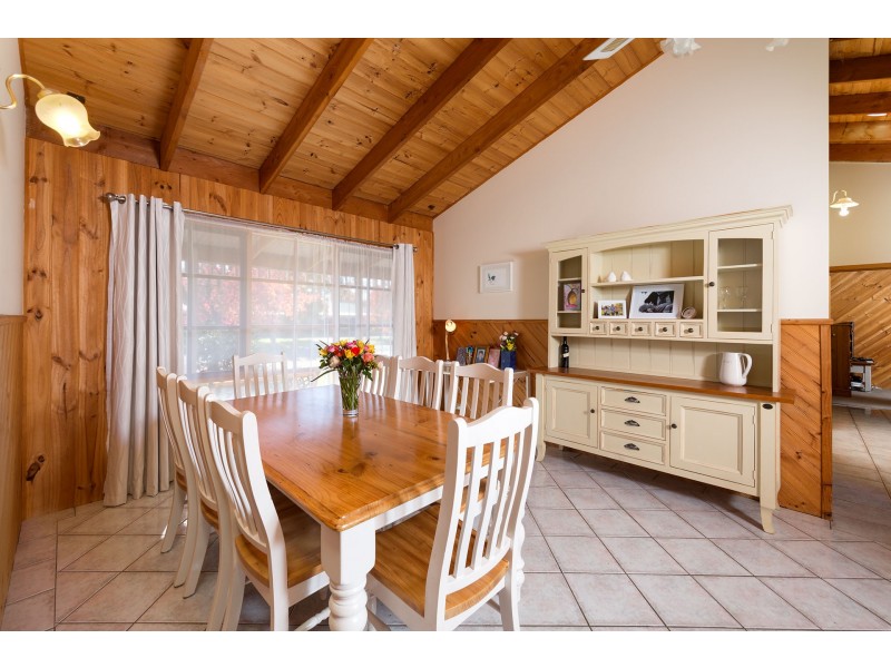 7 St Johns Court, Jindera NSW 2642