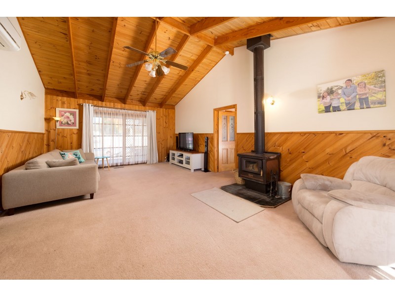 7 St Johns Court, Jindera NSW 2642