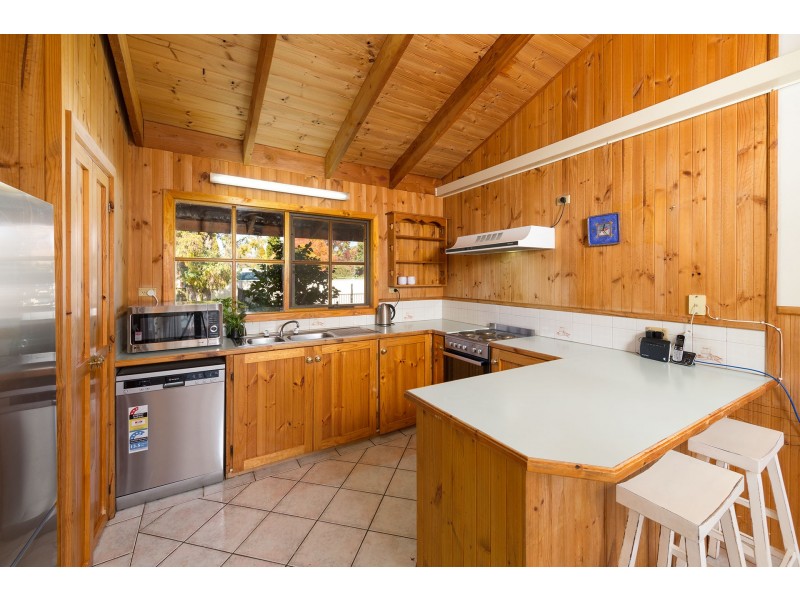 7 St Johns Court, Jindera NSW 2642