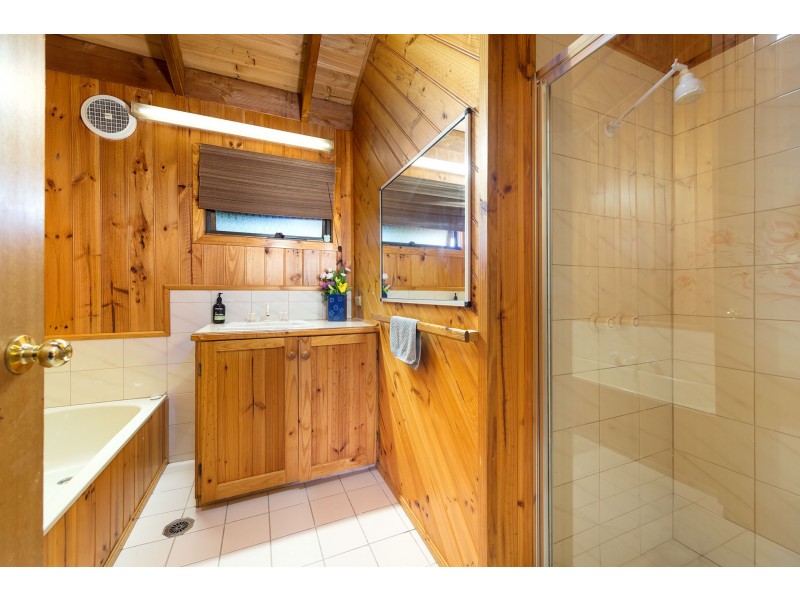 7 St Johns Court, Jindera NSW 2642