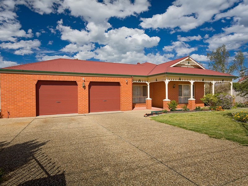 310 Diggers Road, Lavington NSW 2641