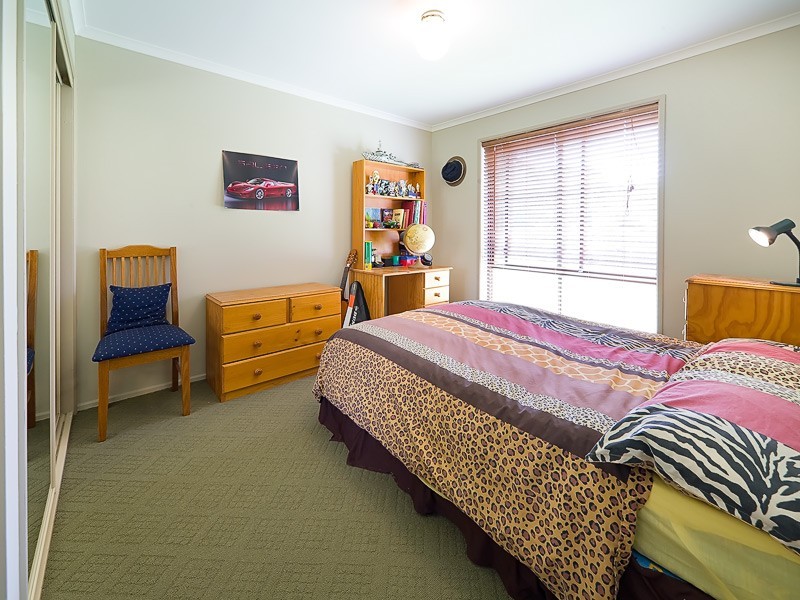 5 Troon Court, Thurgoona NSW 2640
