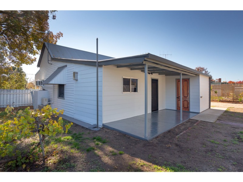 5 William Street, Walla Walla NSW 2659