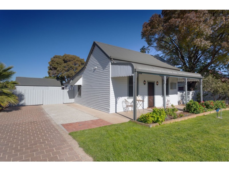 5 William Street, Walla Walla NSW 2659