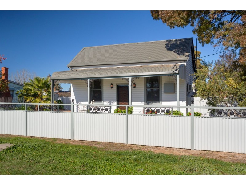 5 William Street, Walla Walla NSW 2659