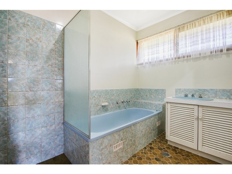 322 Cheyenne Drive, Lavington NSW 2641