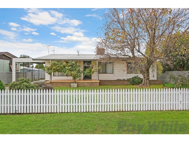 22 Commercial Street, Walla Walla NSW 2659