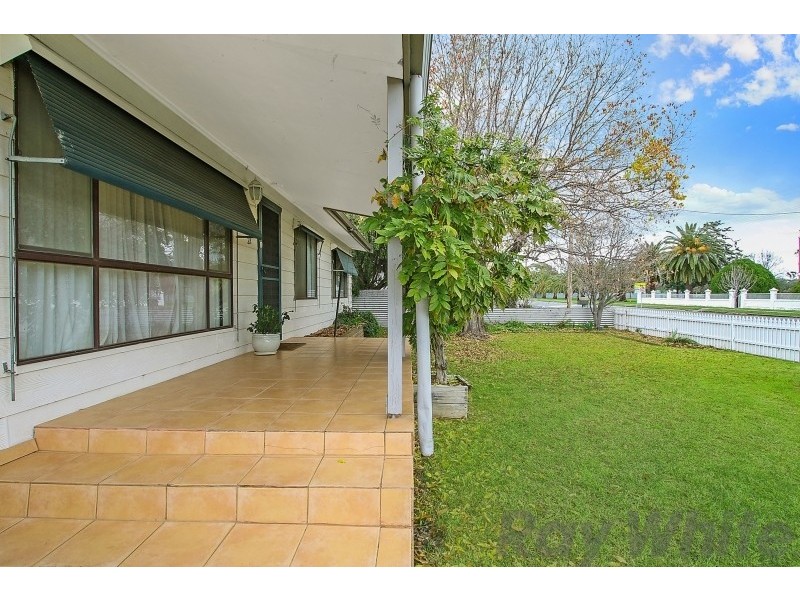 22 Commercial Street, Walla Walla NSW 2659