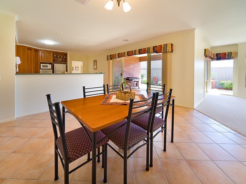 84 Dryandra Way, Thurgoona NSW 2640