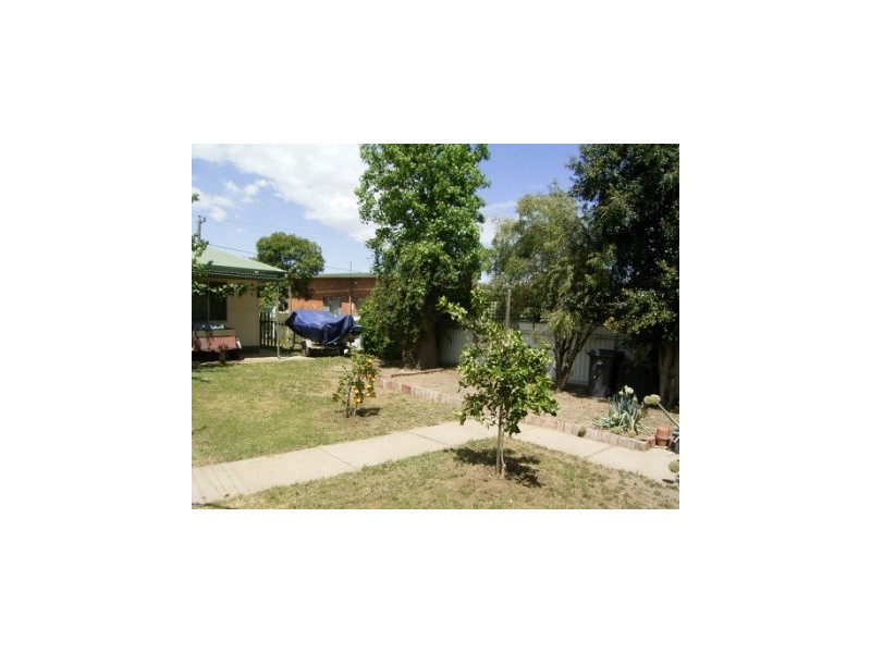 501 Prune Street, Lavington NSW 2641