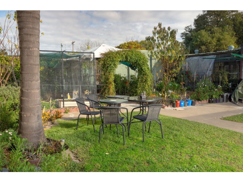 315 Balston Street, Lavington NSW 2641