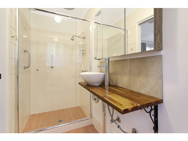 21 Condon Place, Lavington NSW 2641