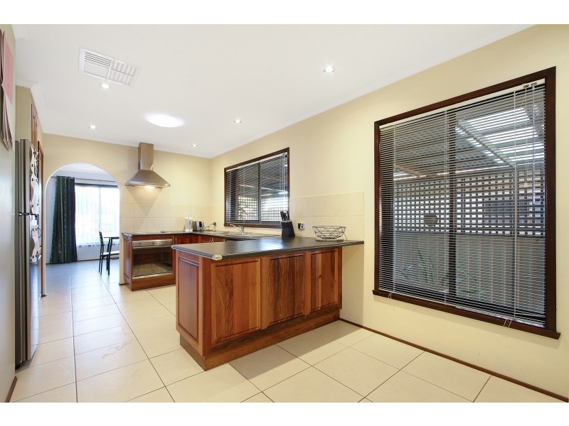 319 Parkland Crescent, Lavington NSW 2641