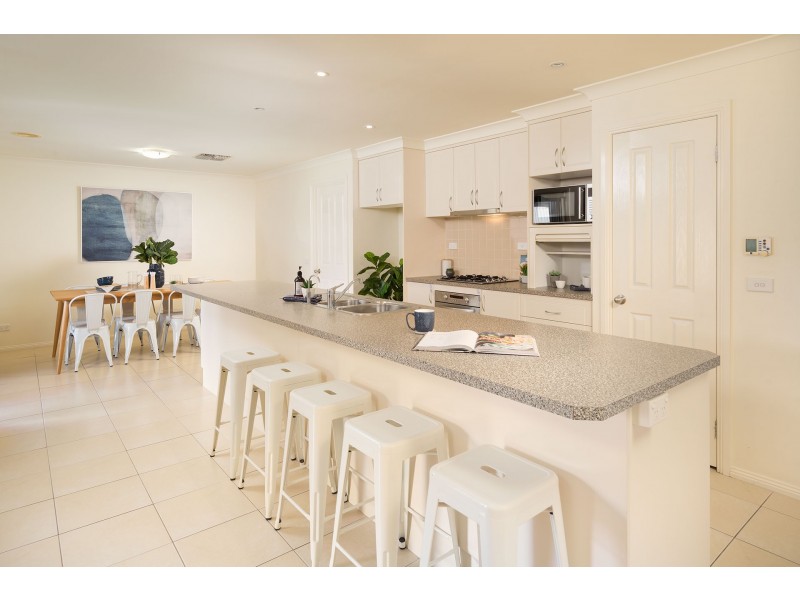 58 Newton Circuit, Thurgoona NSW 2640