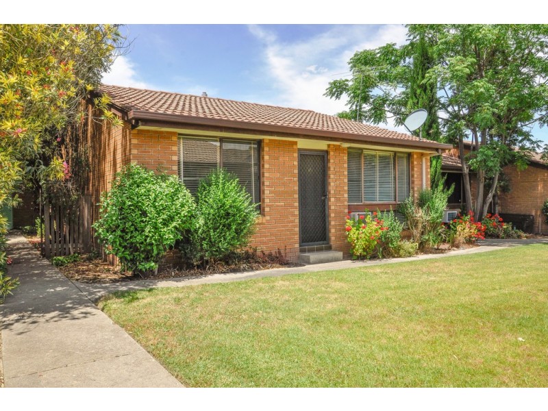 2/607 Prune Street, Lavington NSW 2641