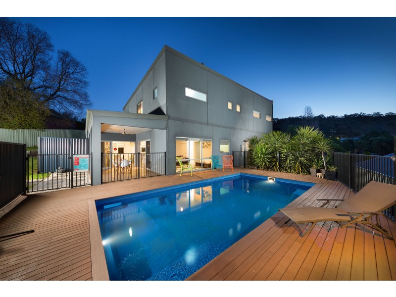 21 Orchard Way, Lavington NSW 2641