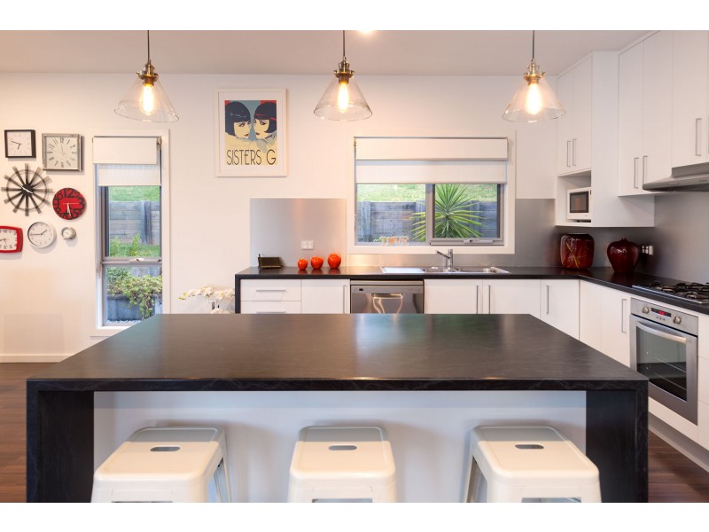 21 Orchard Way, Lavington NSW 2641