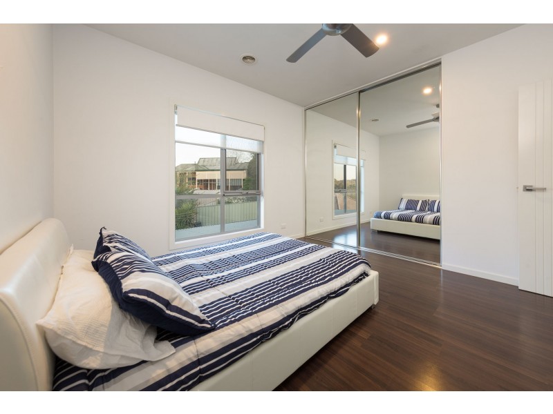 21 Orchard Way, Lavington NSW 2641