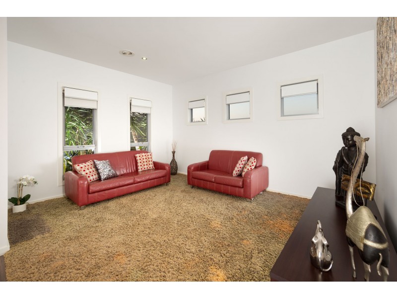 21 Orchard Way, Lavington NSW 2641