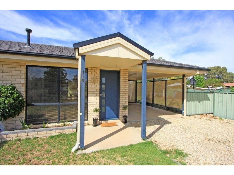 118 Clarke Street, Howlong NSW 2643