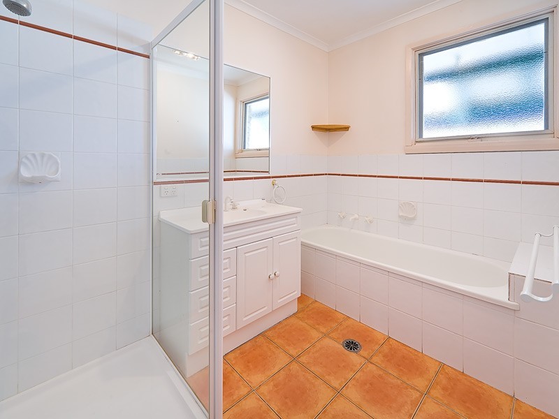 380 Prune Street, Lavington NSW 2641