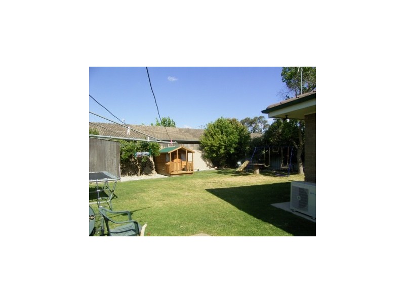 380 Prune Street, Lavington NSW 2641