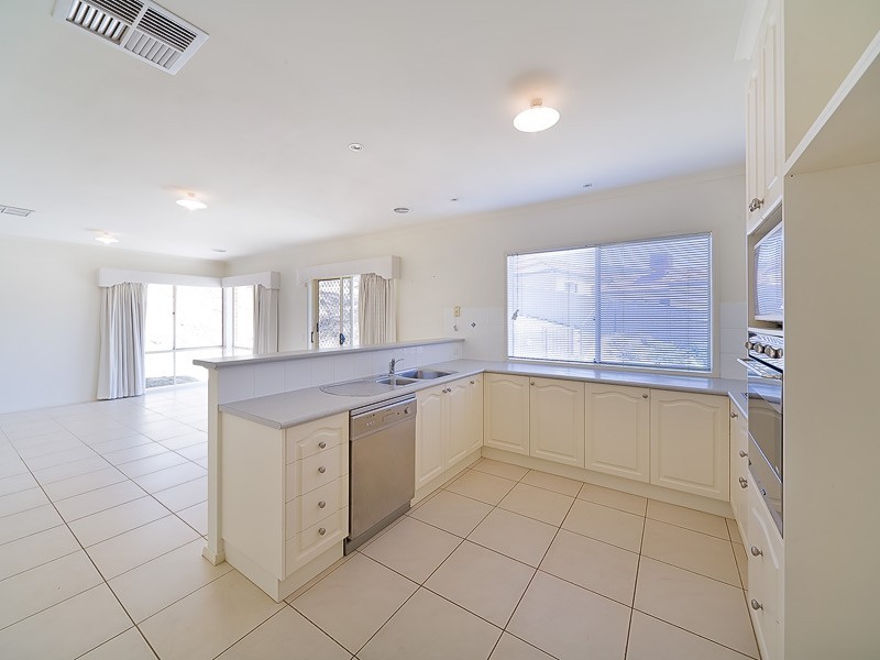 23 Florence Crescent, West Albury NSW 2640