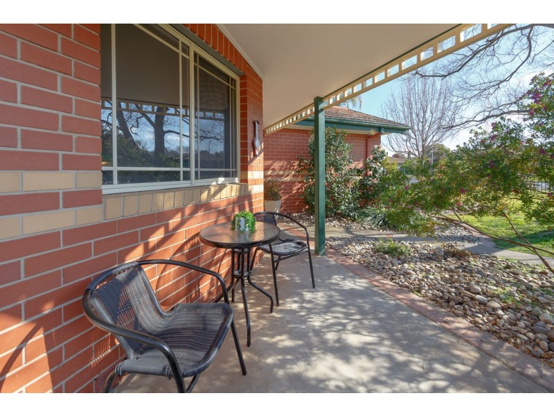 449 Schaefer Street, Lavington NSW 2641