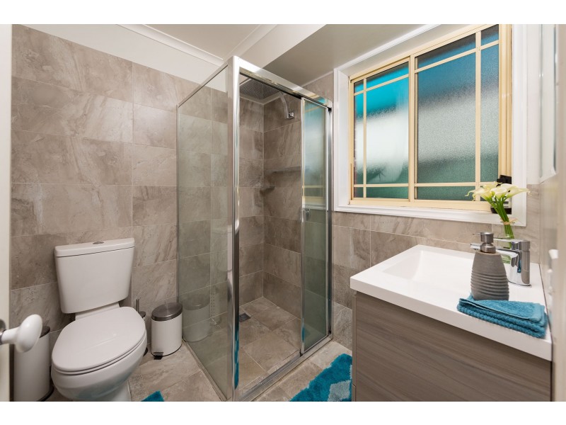 449 Schaefer Street, Lavington NSW 2641