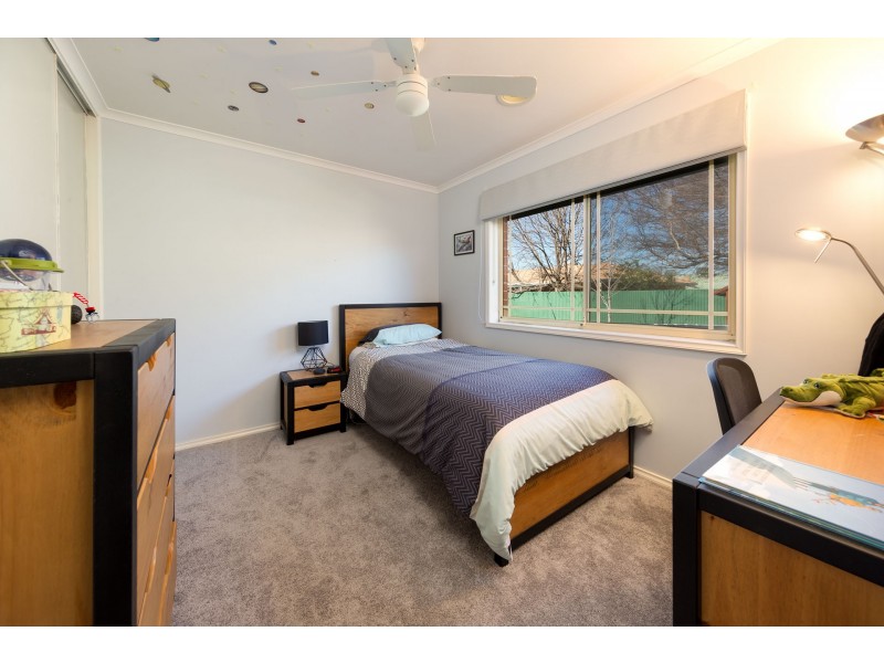 449 Schaefer Street, Lavington NSW 2641