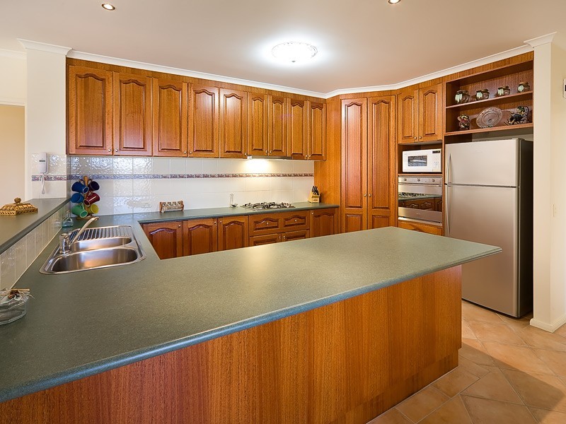 84 Dryandra Way, Albury NSW 2640