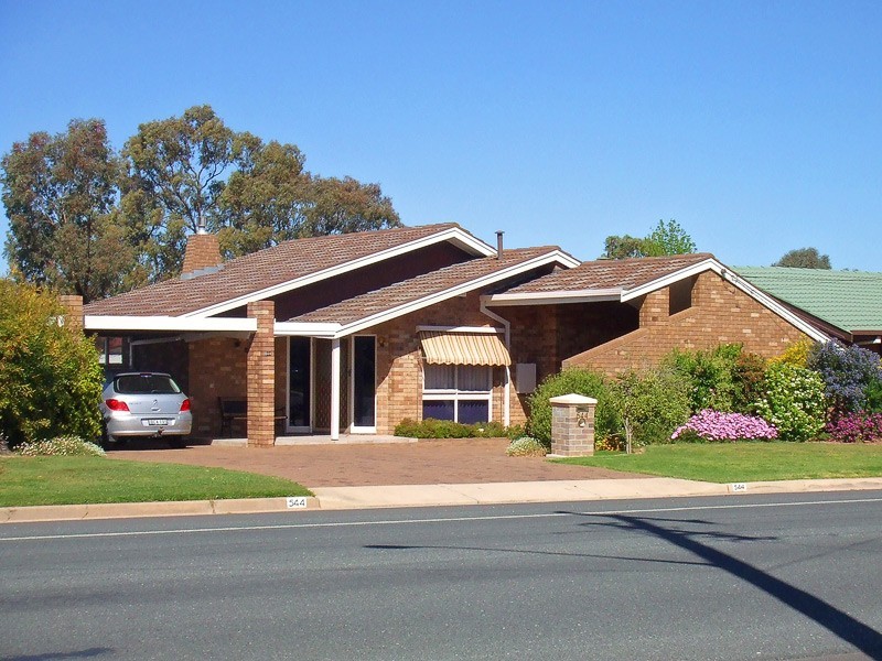 544 Webb Street, Lavington NSW 2641