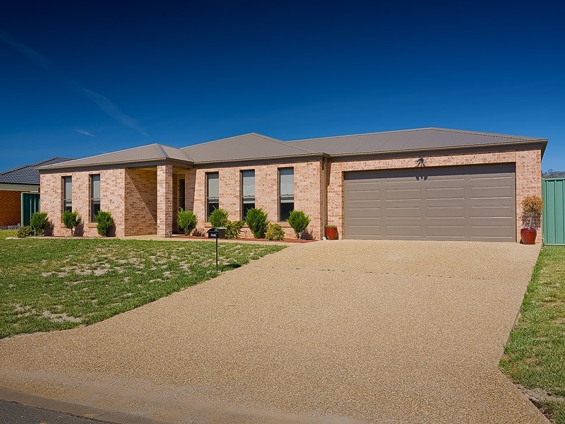 15 Gumnut Court, East Albury NSW 2640