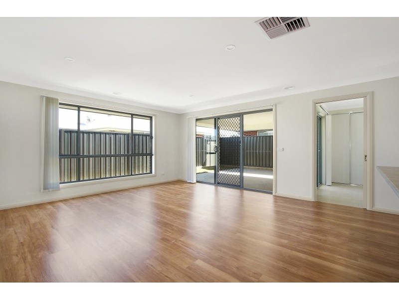 4 Lankester Court, Thurgoona NSW 2640