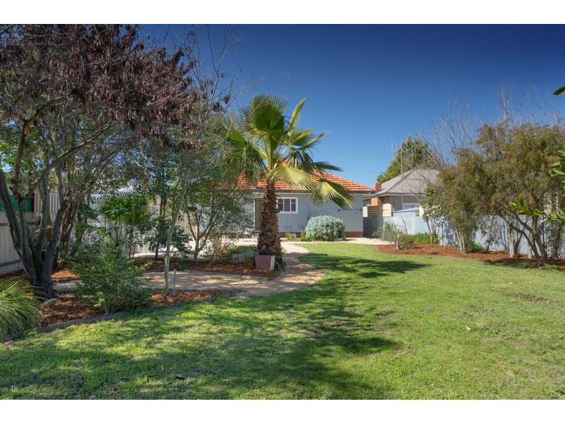 1045 Corella Street, North Albury NSW 2640