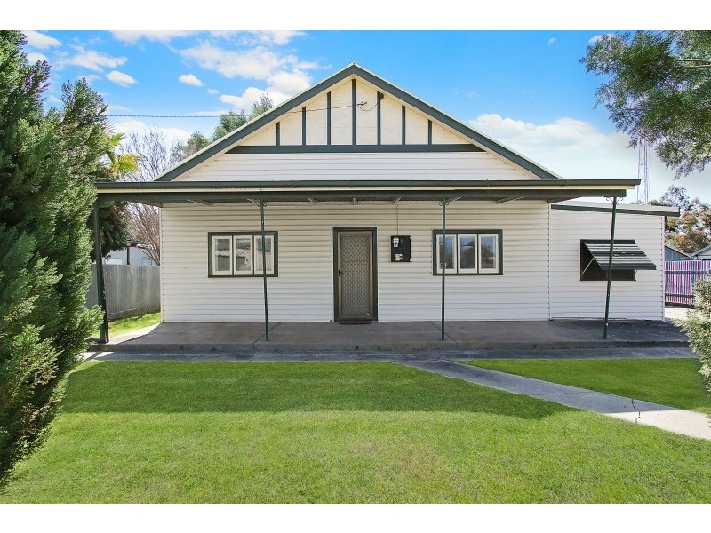 16 Queen Street, Walla Walla NSW 2659