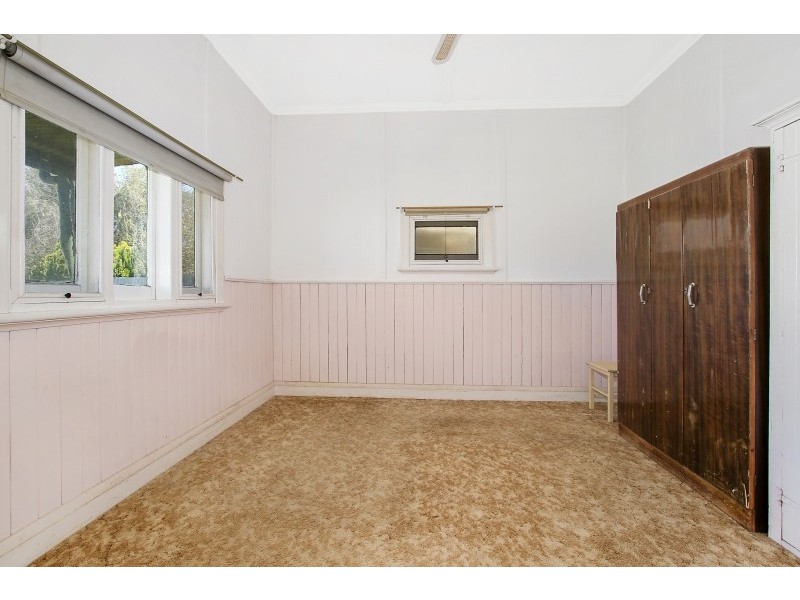 16 Queen Street, Walla Walla NSW 2659