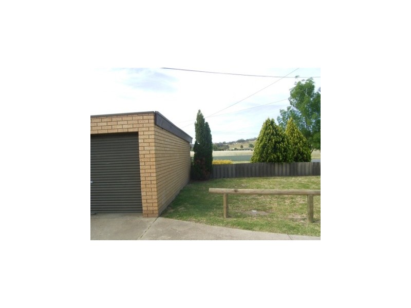 1/635 Storey Street, Lavington NSW 2641