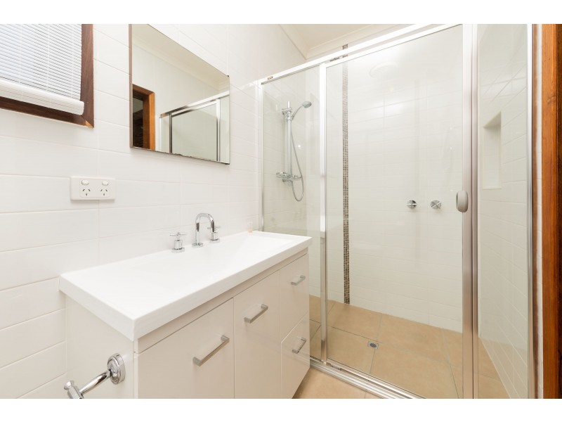 494 Regina Avenue, North Albury NSW 2640