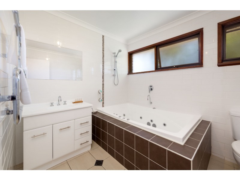 494 Regina Avenue, North Albury NSW 2640