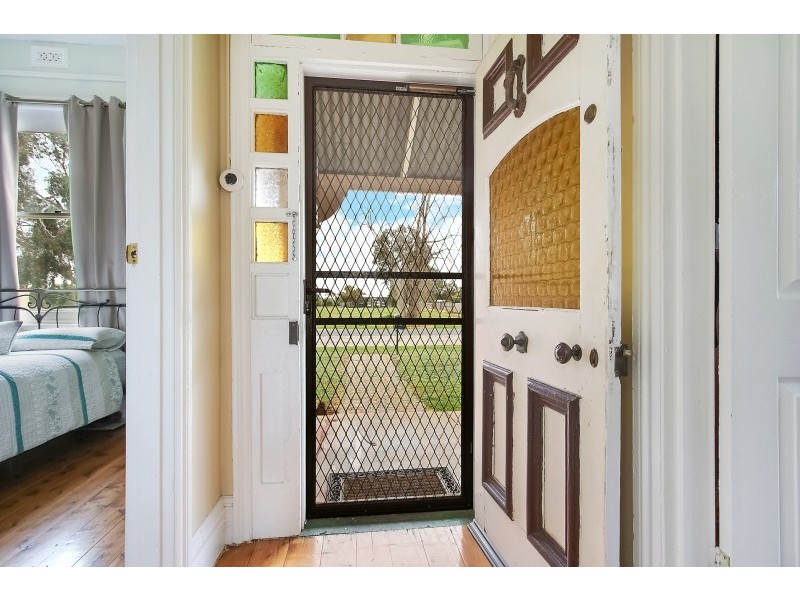 5 Douglas Street, Culcairn NSW 2660