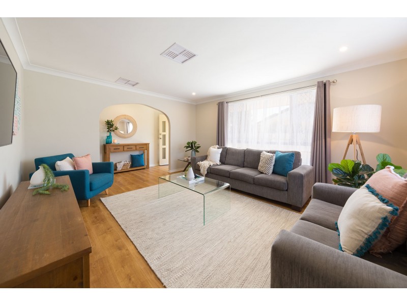 575 Kemp Street, Lavington NSW 2641