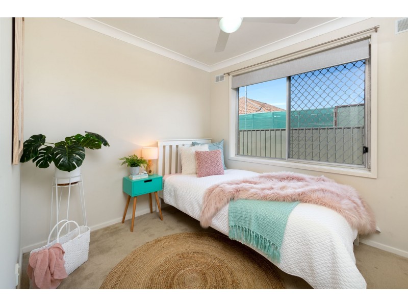 575 Kemp Street, Lavington NSW 2641