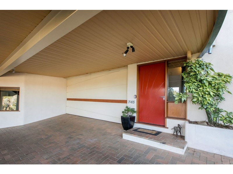 745 Peel Street, Albury NSW 2640