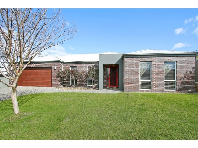 17 Treecreeper Street, Thurgoona NSW 2640