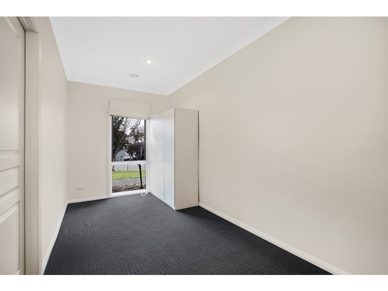 17 Treecreeper Street, Thurgoona NSW 2640